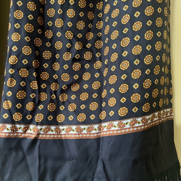 Jos. A. Bank Navy and Gold Patterned Scarf - Picture 2 of 10